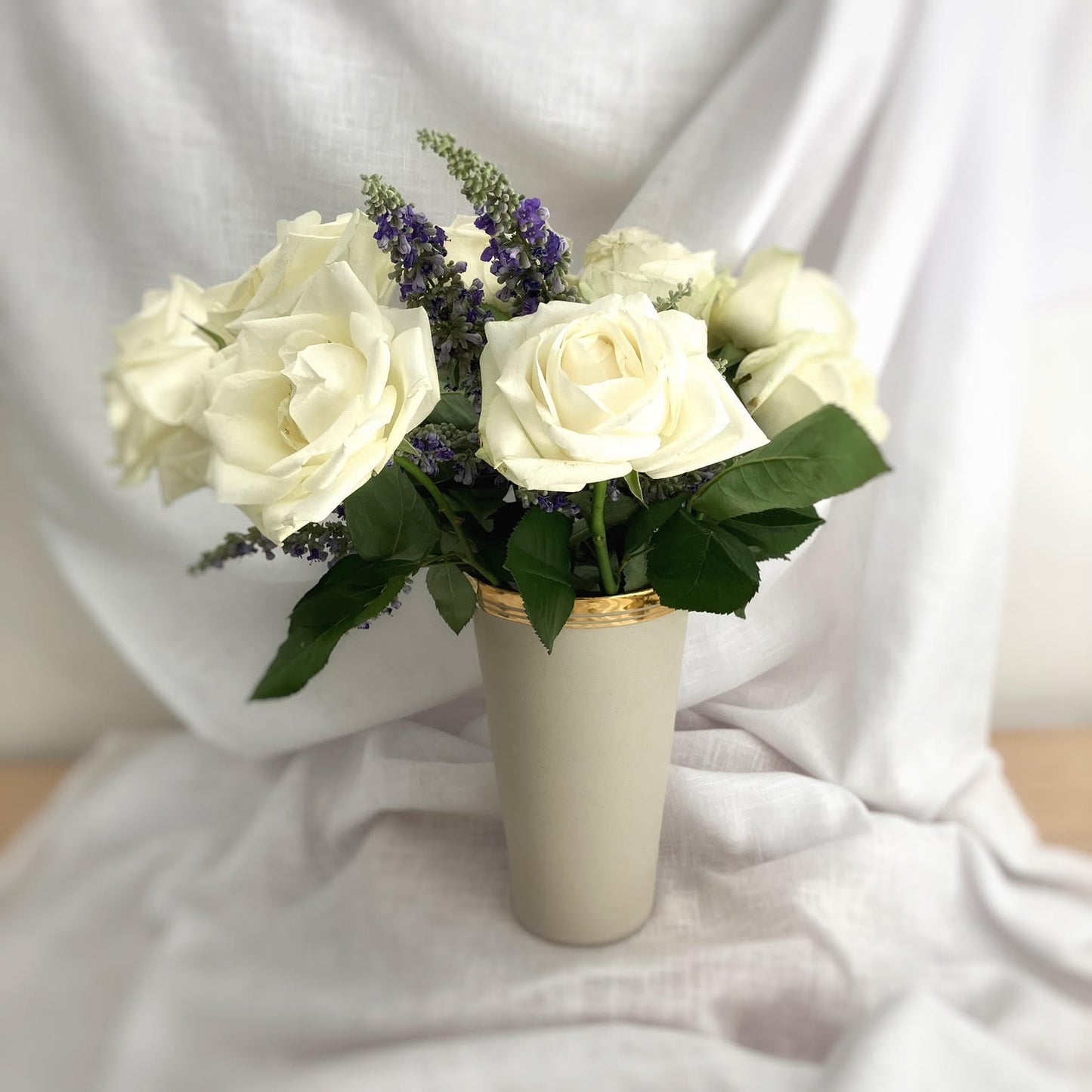 Medium stoneware & gold vase - French Address