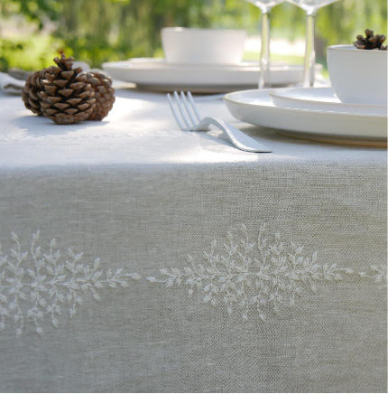 Linen embroidered tablecloth (6 seats) - French Address