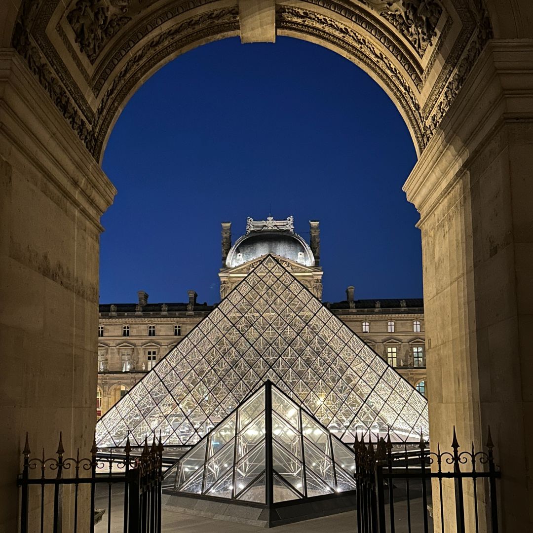 Visiting the Louvre tips