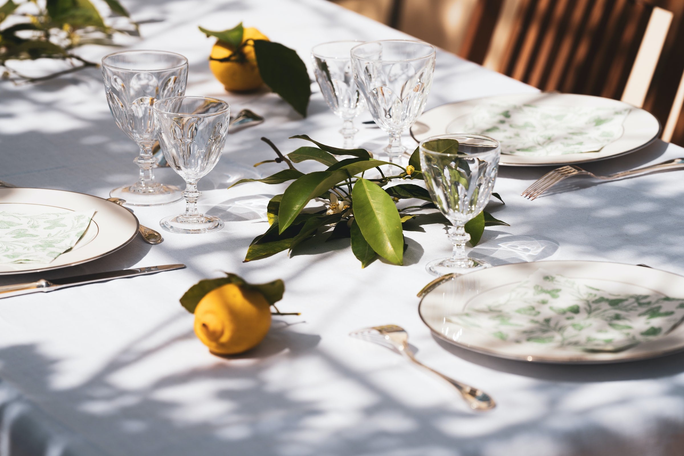 Top 10 links on French country living: the best 2021 articles on French country home and French country decorating