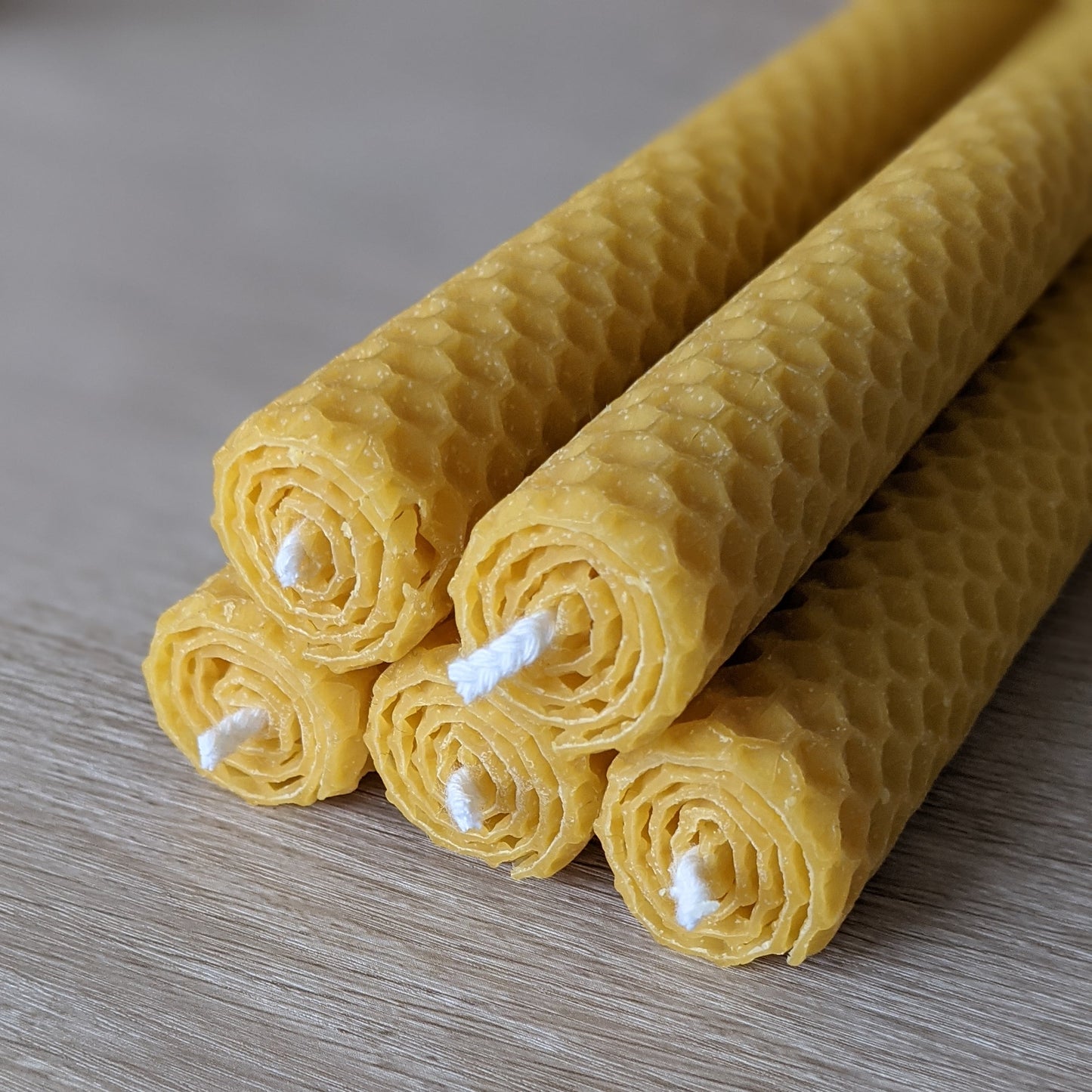 Beeswax taper candles (x9) - French Address