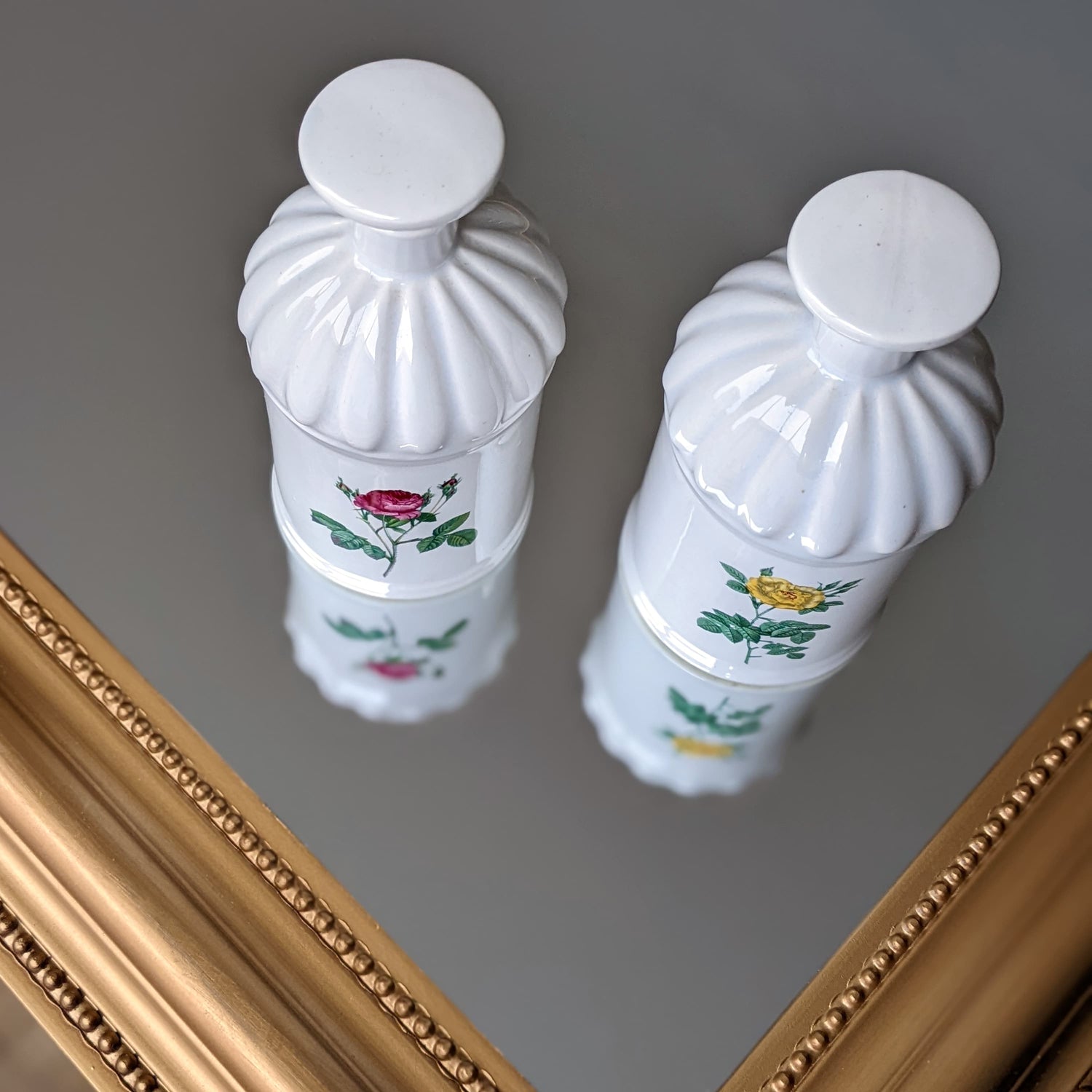 Vintage ceramic bottle Rose - French Address